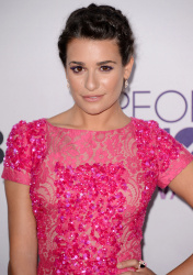 Lea Michele - 2013 People's Choice Awards at the Nokia Theatre in Los Angeles, California - January 9, 2013 - 339xHQ QtMGzSkg