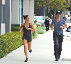 Ian Somerhalder & Nikki Reed - out for an early morning jog in Los Angeles (July 19, 2014) - 27xHQ ReTrIbh6