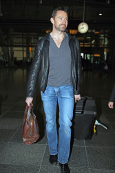 Hugh Jackman - Arriving at Heathrow airport in London - April 6, 2015 - 10xHQ S50hYDJf