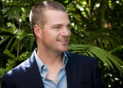 Chris O Donnell - Chris O'Donnell - "NCIS: Los Angeles" press conference portraits by Armando Gallo (March 16, 2011) - 14xHQ STINcMp2
