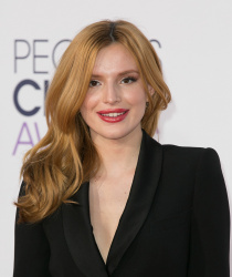 Bella Thorne - 41st Annual People's Choice Awards at Nokia Theatre L.A. Live on January 7, 2015 in Los Angeles, California - 156xHQ UZxoH8P1