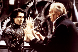 Johnny Depp, Winona Ryder - Промо + стиль и постеры к фильму "Edward Scissorhands (Эдвард руки-ножницы)", 1990 (34хHQ) WqiH86KB